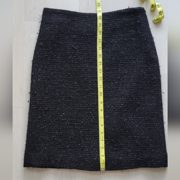 Gunex black wool tweed skirt - Picture 4 of 7